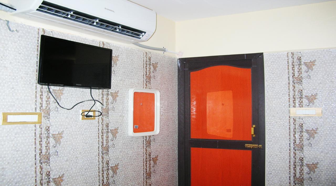 Отель Sbs Residency Tirupati Renigunta Номер фото