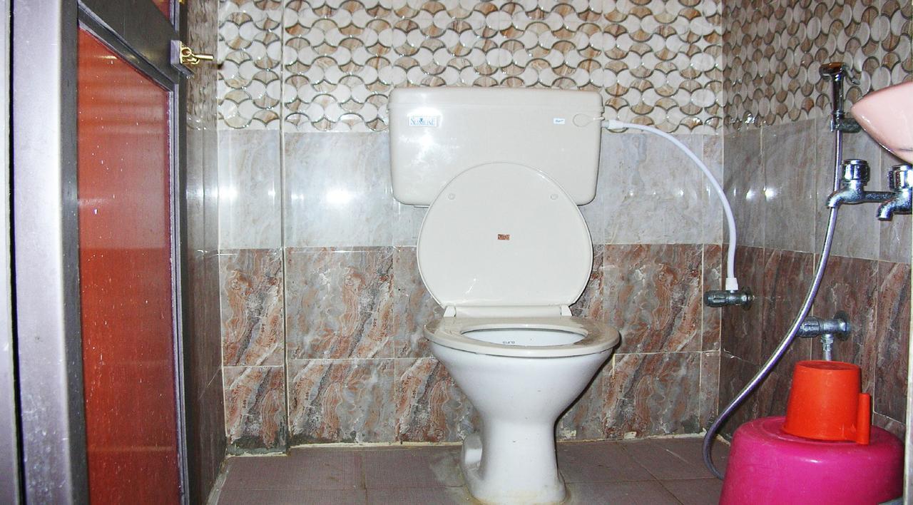Отель Sbs Residency Tirupati Renigunta Номер фото