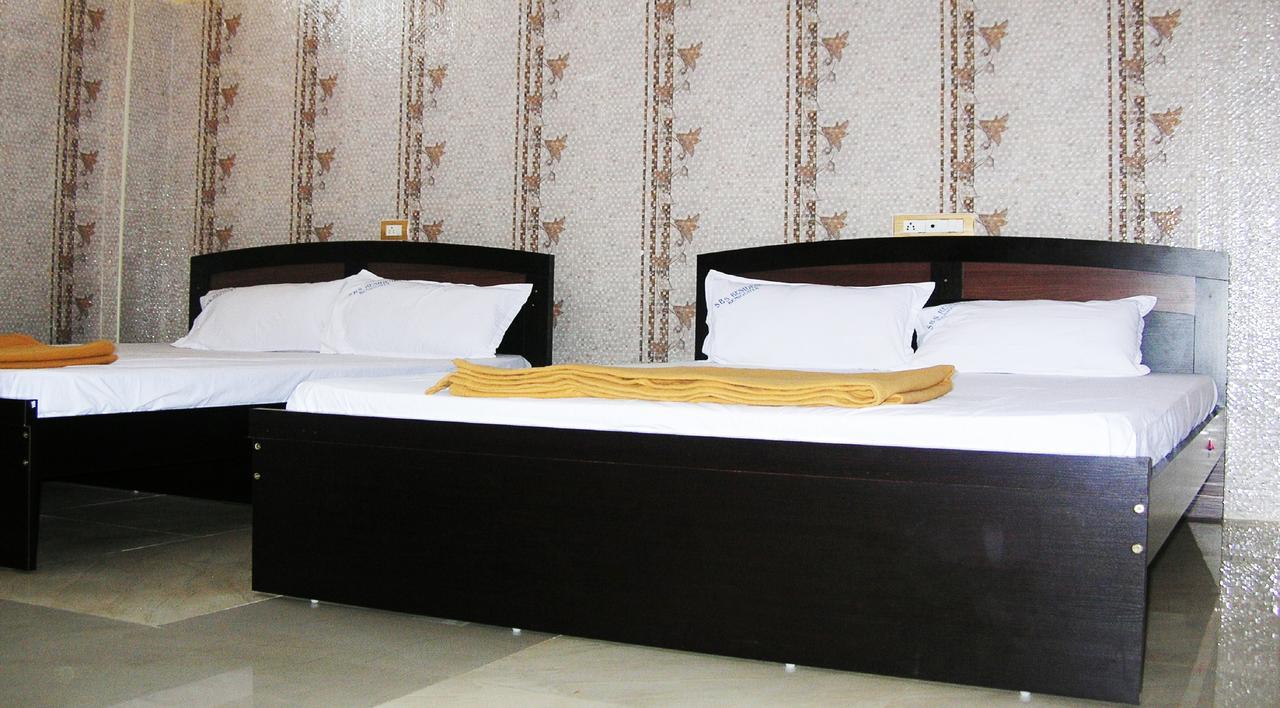 Отель Sbs Residency Tirupati Renigunta Номер фото